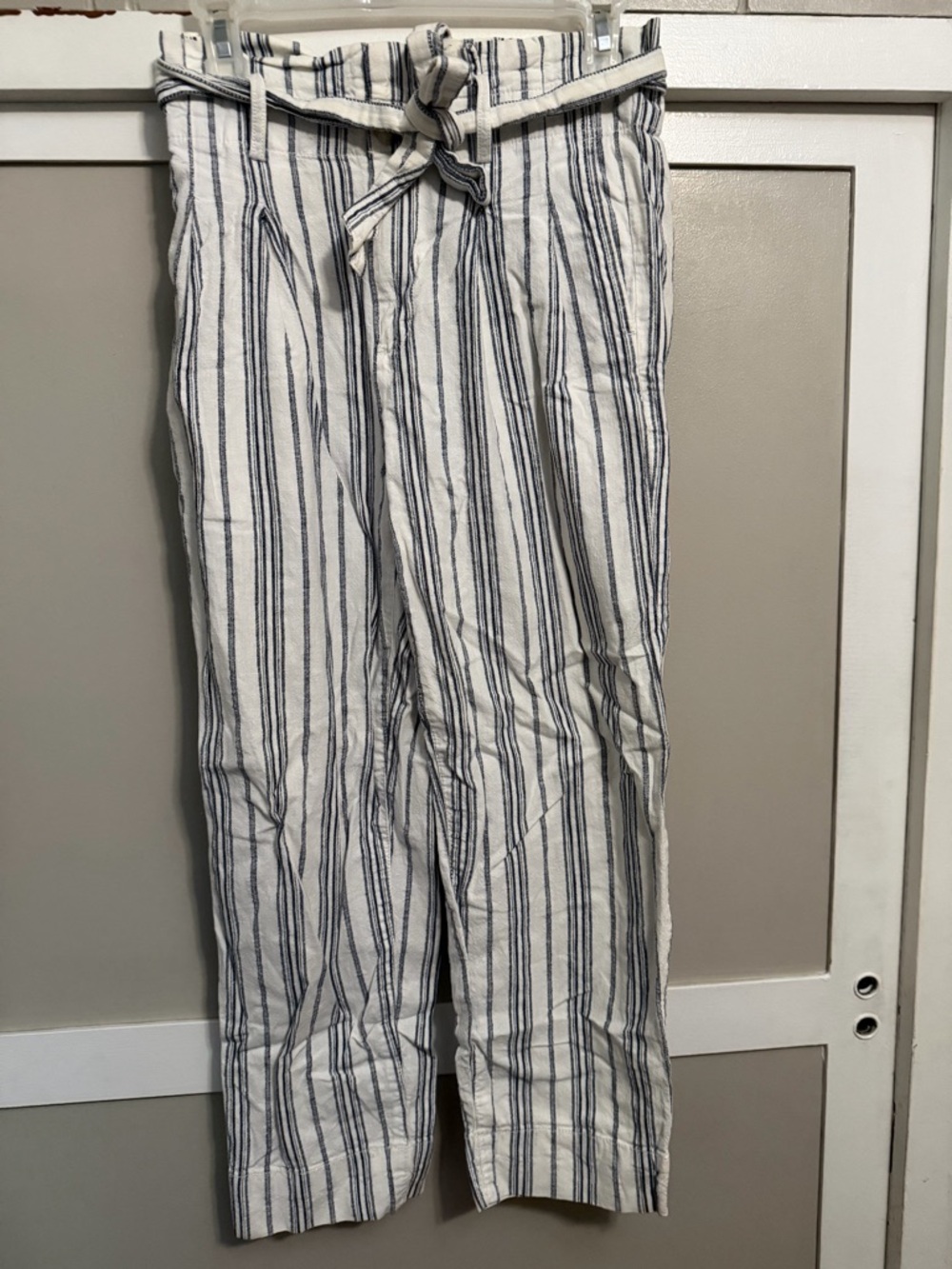 Madewell Striped White and Navy women’s Casual Tie-Waist Pants
